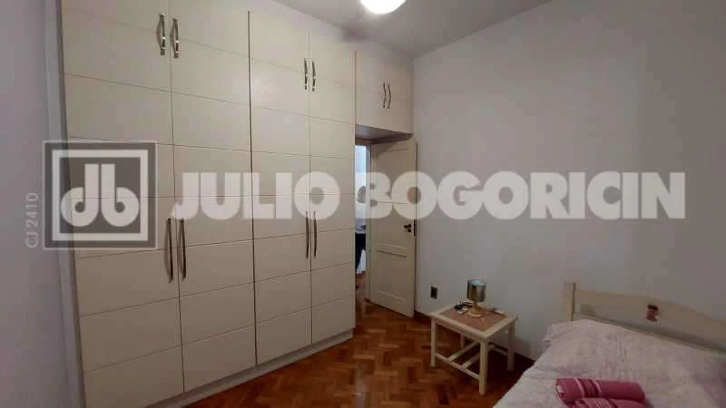 Furnished 3-bedroom apartment with 2 bathrooms — photo 18