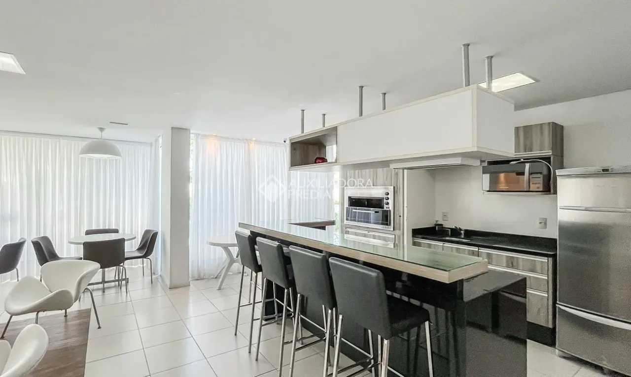 Apartment on the 3rd floor with a grill on the balcony — photo 24