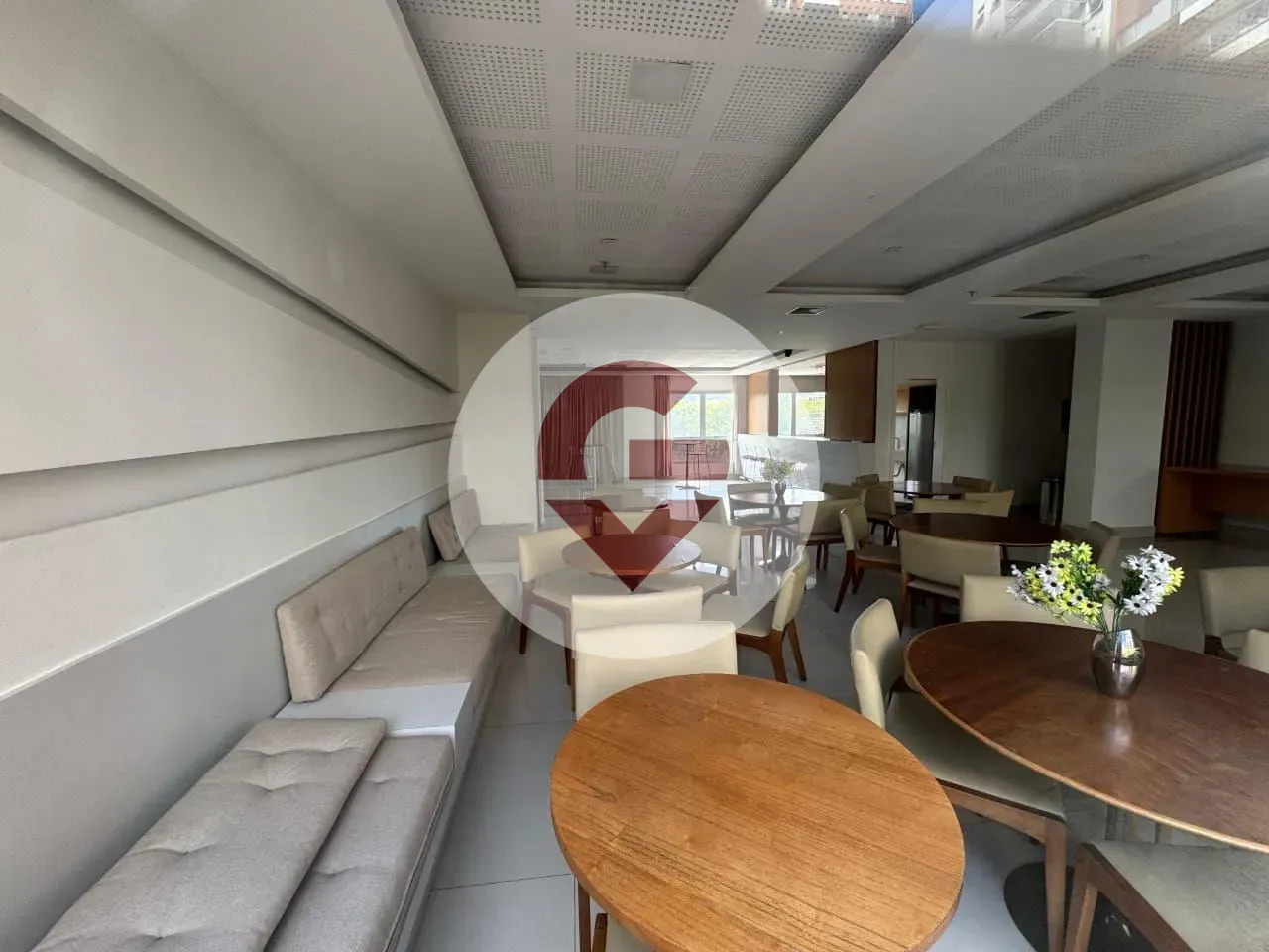 2-bedroom apartment in a building with a sauna — photo 22
