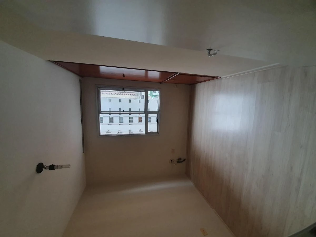 Apartment, 61 m², with wood or laminate floors — photo 6