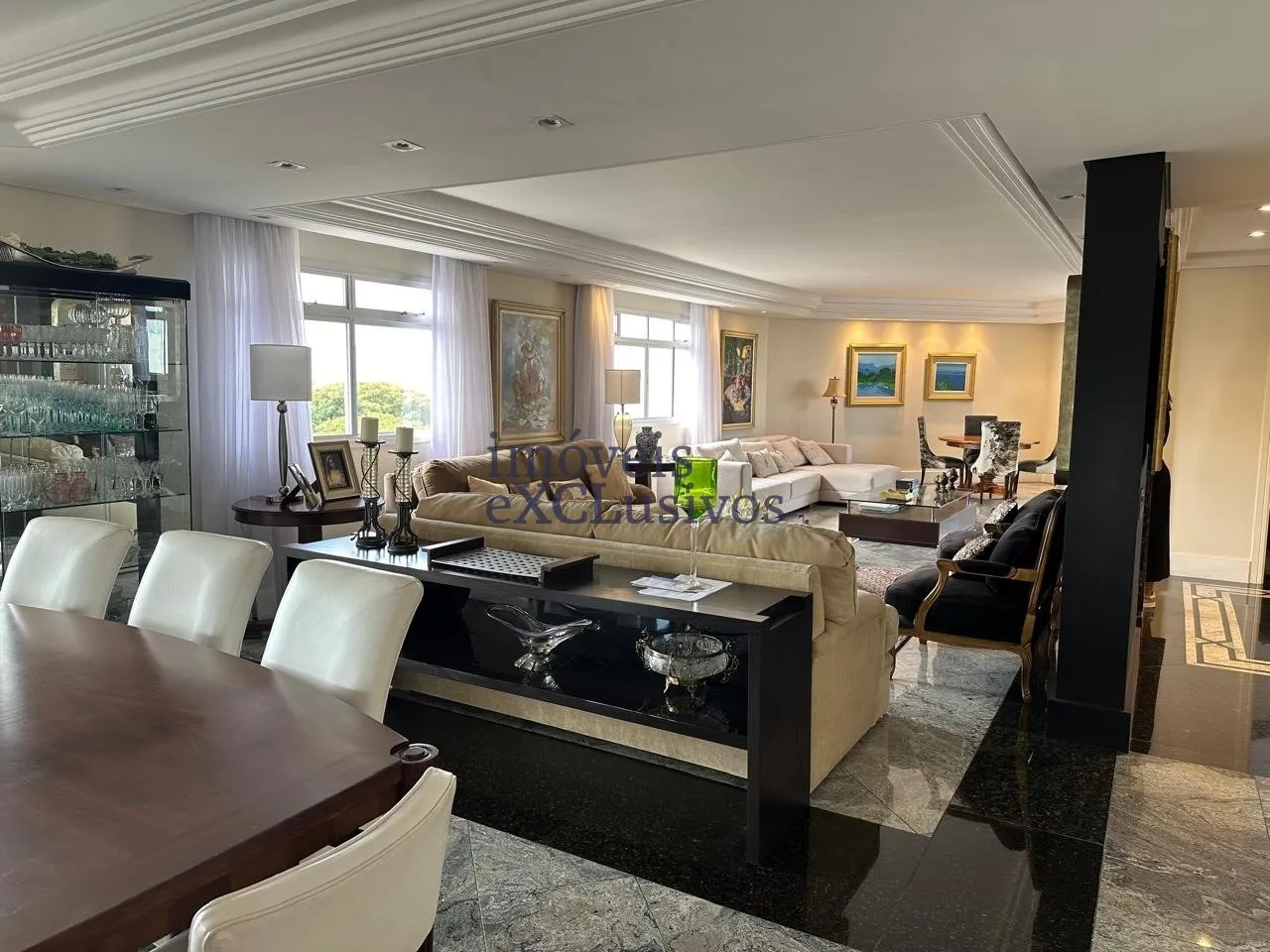 Furnished 4-bedroom apartment with 5 bathrooms — photo 3