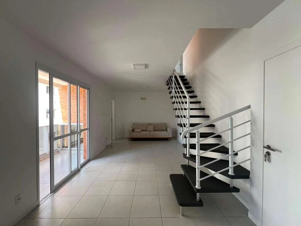Apartamento de 3 quartos com suíte e cozinha aberta