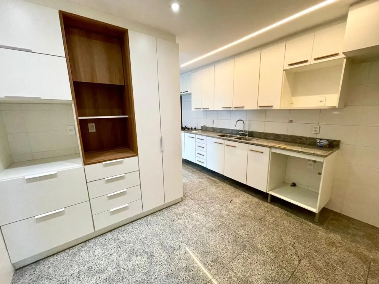 Apartamento com 2 dormitórios e 3 banheiros — photo 10