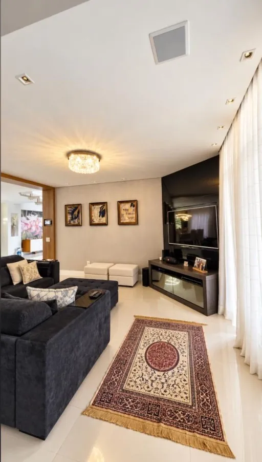 Ванна и 4 спальни: дом 350 м² — photo 12