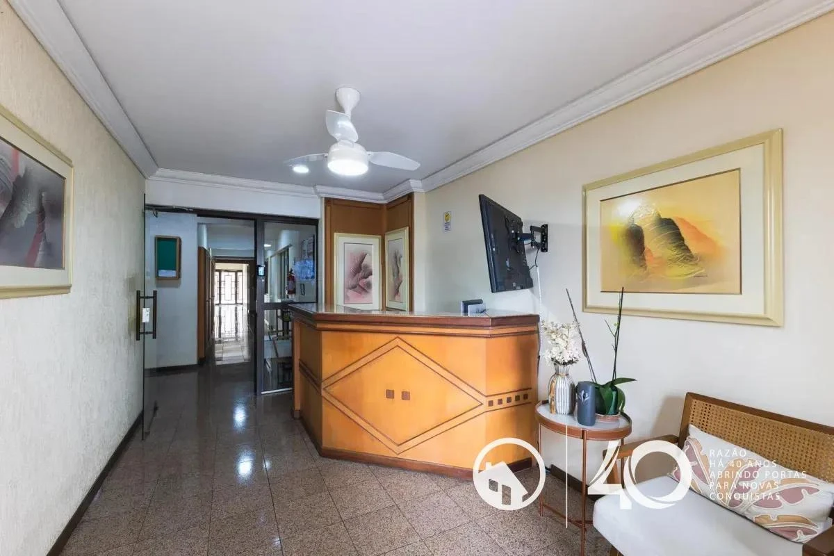 Apartment, 148 m², with a glass-enclosed balcony — photo 3