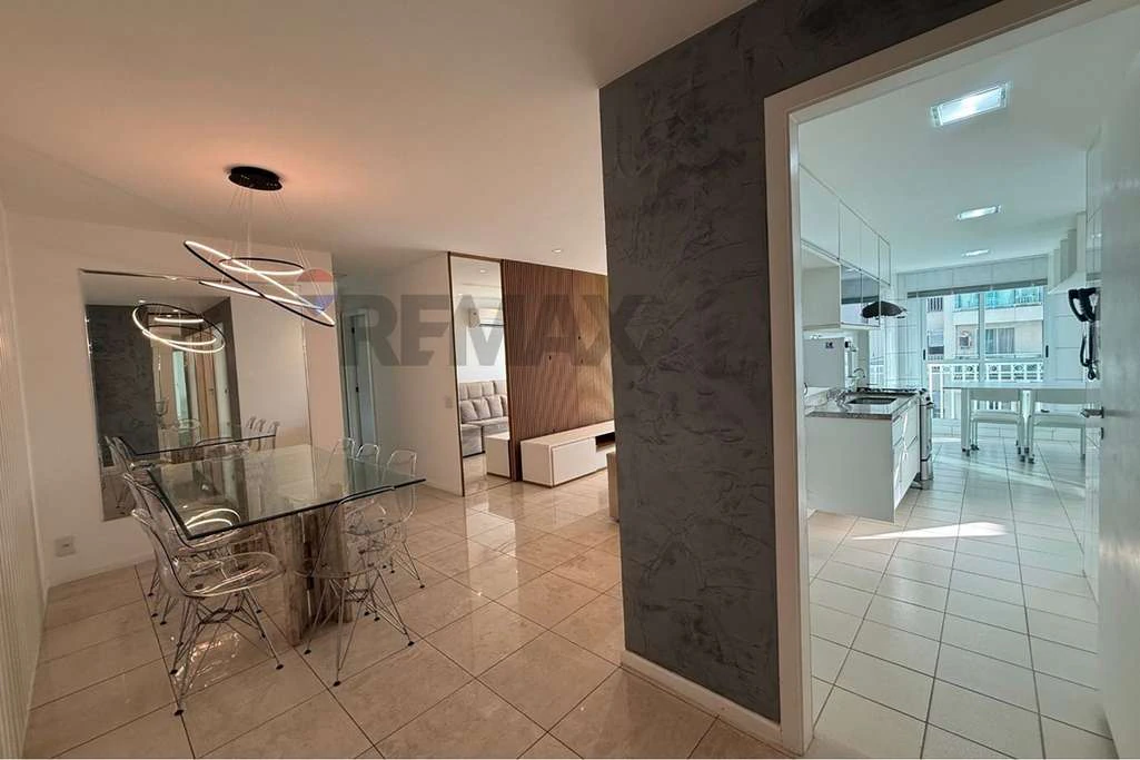 Apartamento reformado de 98 m² com varanda fechada — photo 3