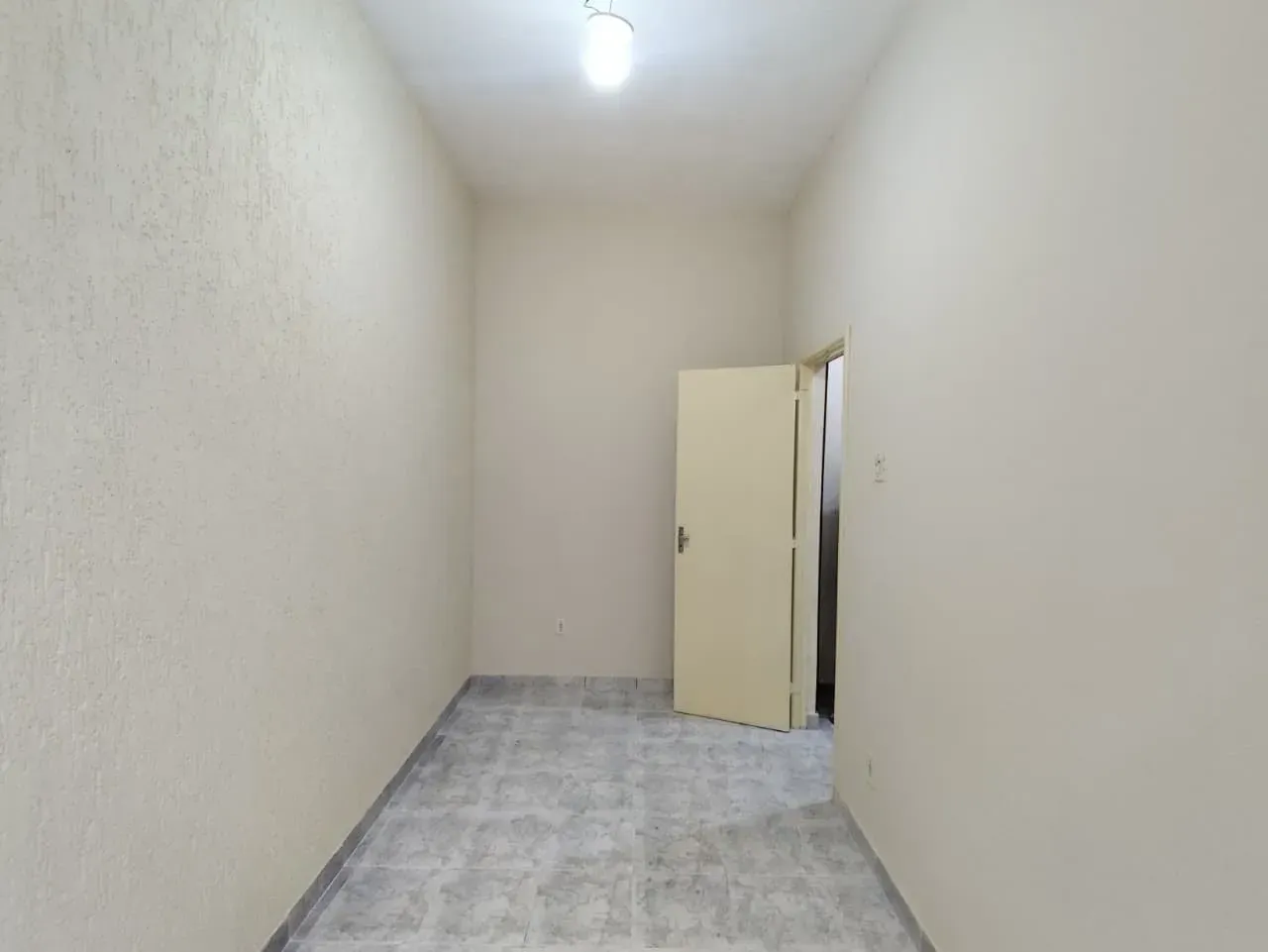 Unfurnished house with 2 bedrooms and a terrace — photo 14