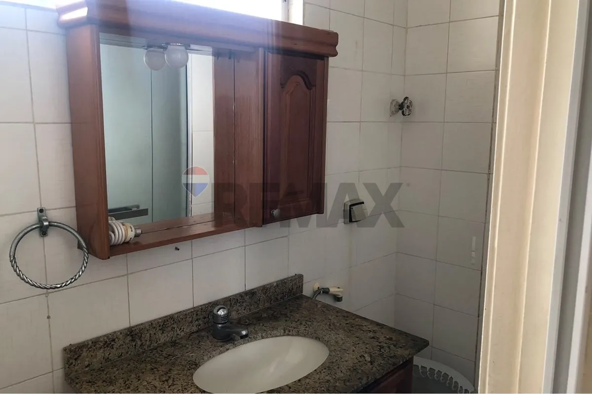 63 m² apartment with a washing machine and a bathtub — photo 20