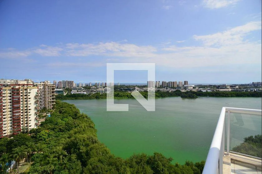 3-bedroom apartment with 225 m², 1 suite and balcony — photo 47