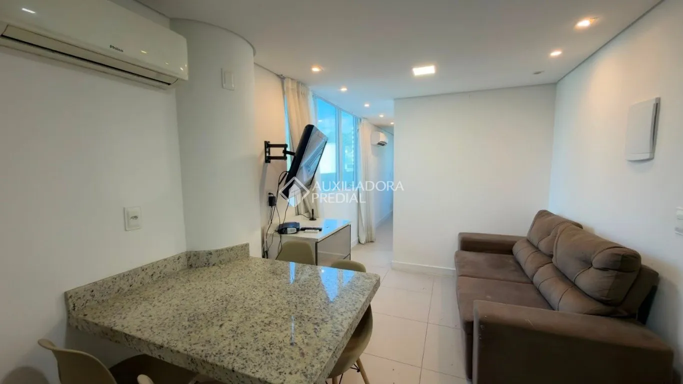 Мебльована квартира з 1 спальнею та 68 м² — photo 5