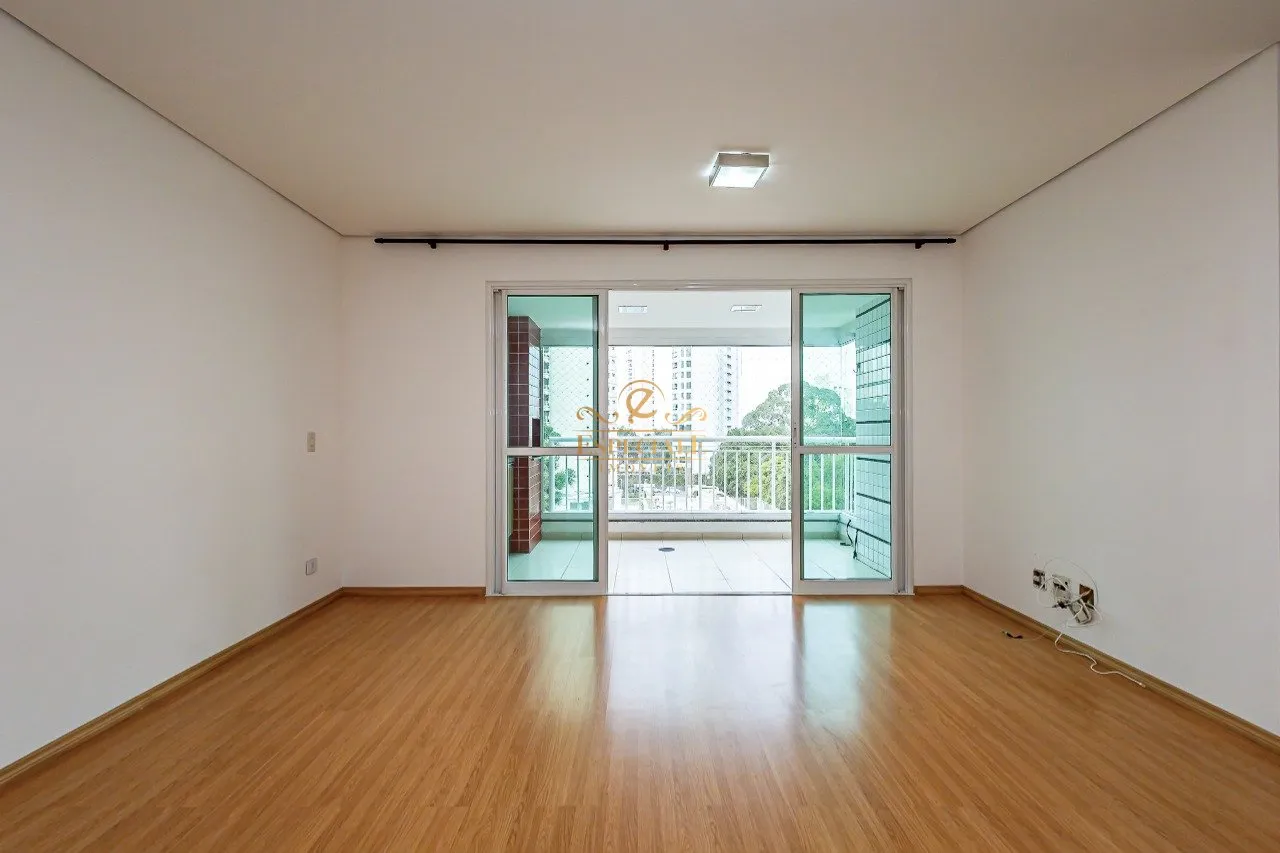 3-bedroom apartment with 2 parking spots and 134 m² — photo 2