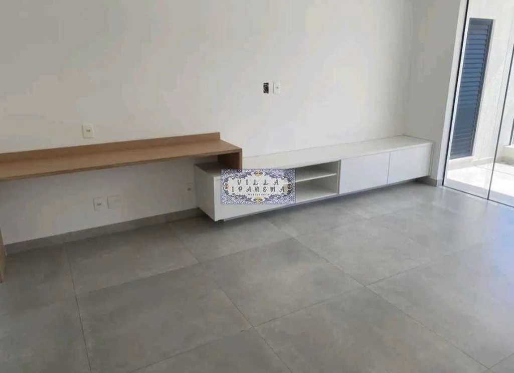 515 m² house with 5 en-suite bedrooms and 2 parking spots — photo 8