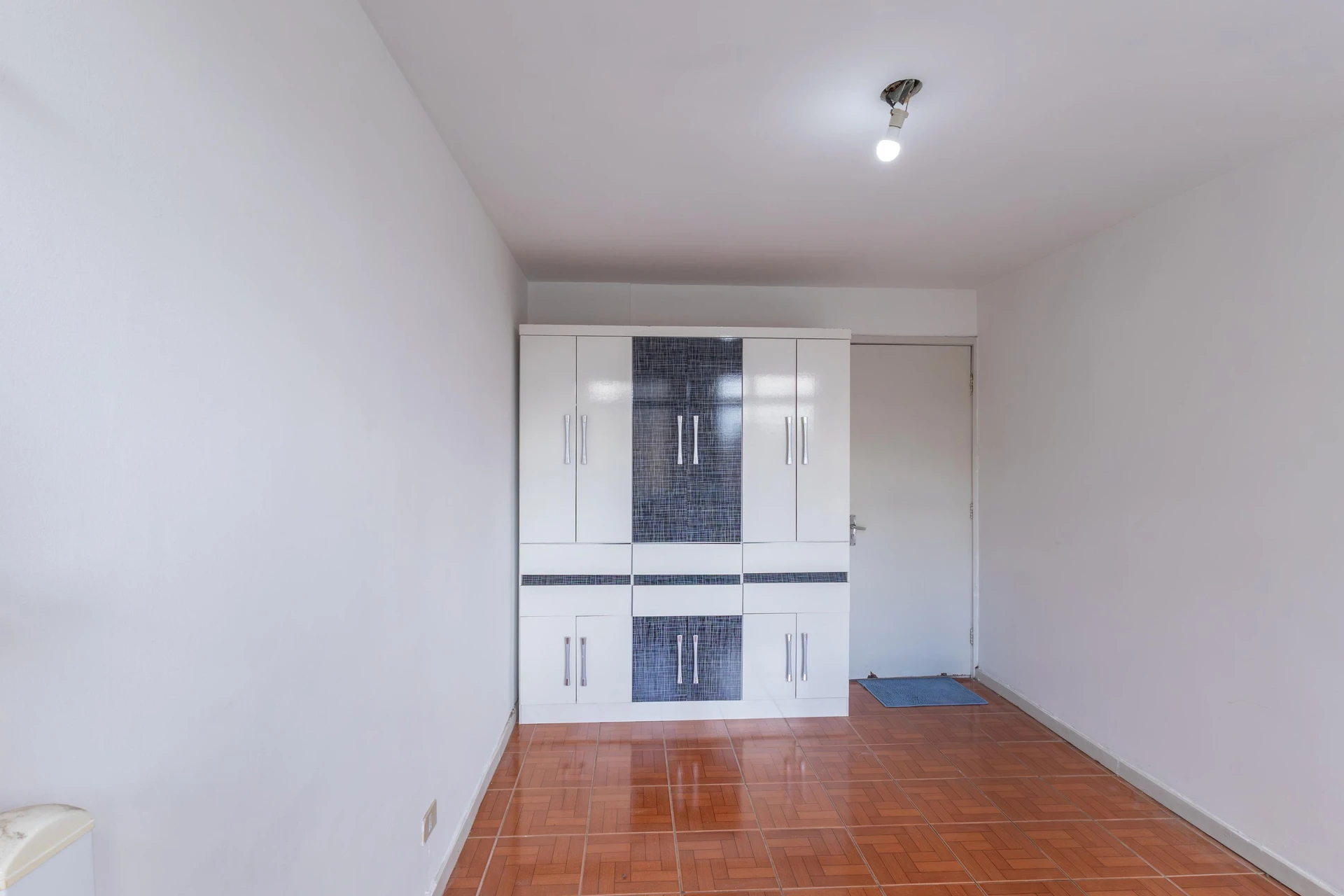 2-bedroom apartment with a washing machine in Curitiba — photo 20