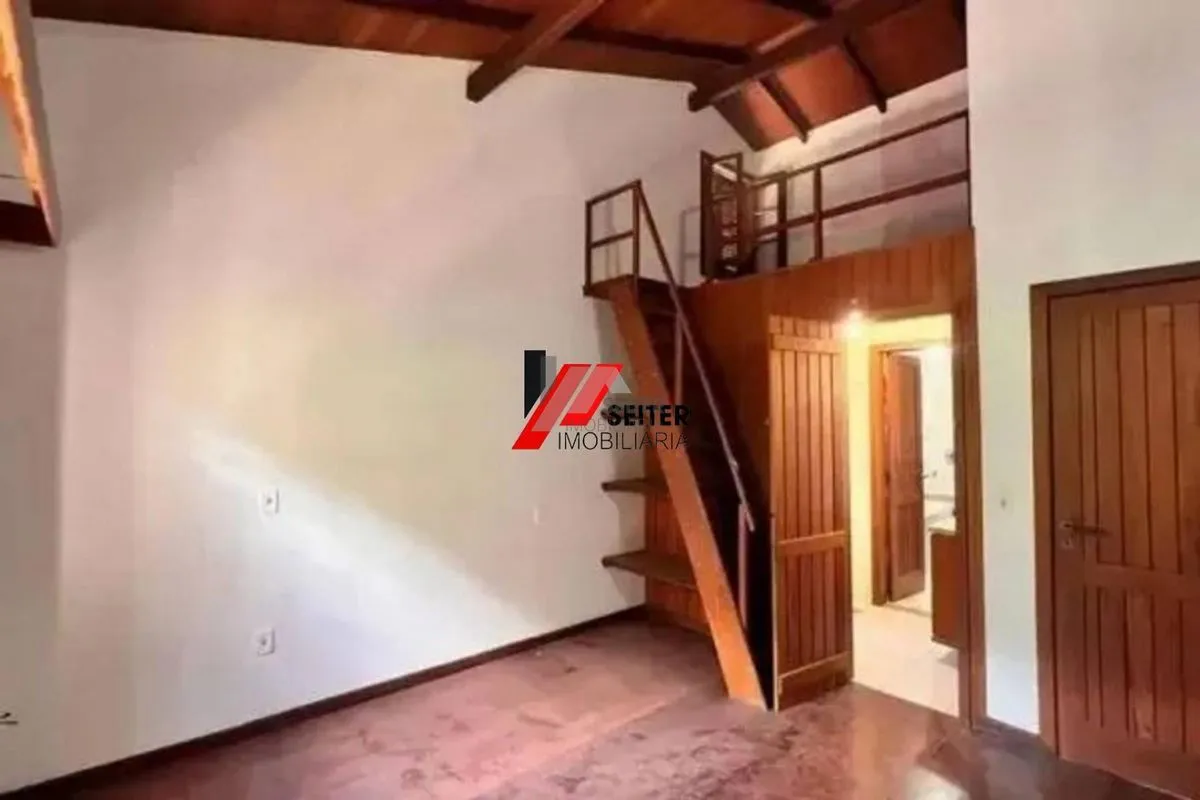 House with 3 bedrooms, 2 en-suites, 5 bathrooms — photo 12