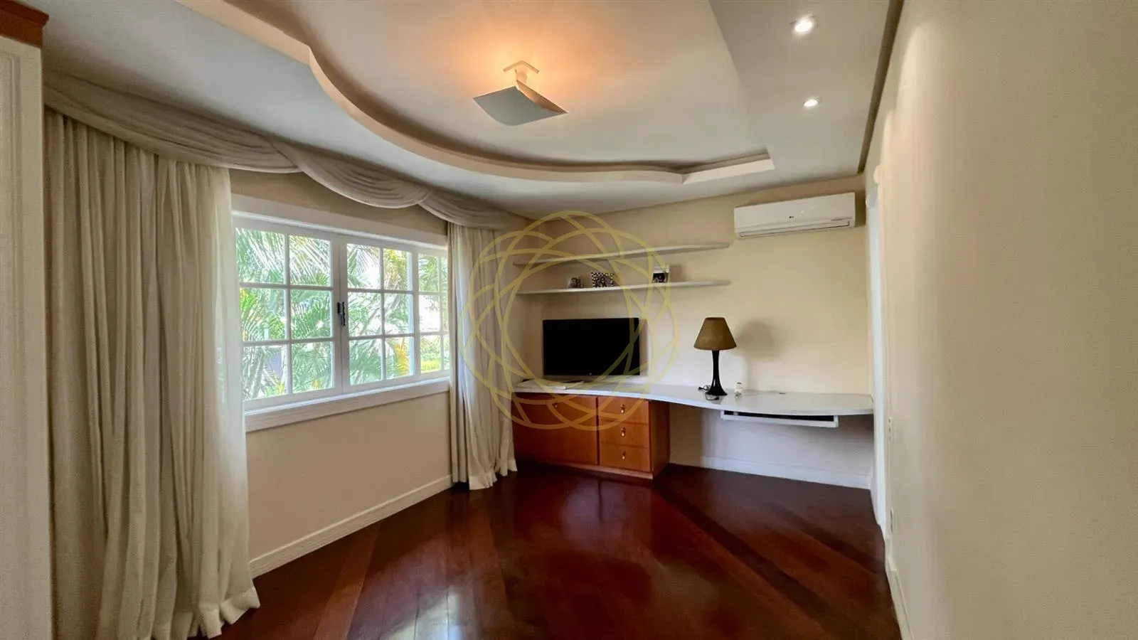Casa mobiliada com 7 quartos e 984 m², 5 suítes — photo 24