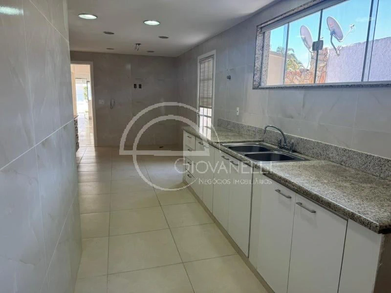 Casa com 3 quartos e 470 m² com 2 vagas e suítes — photo 29