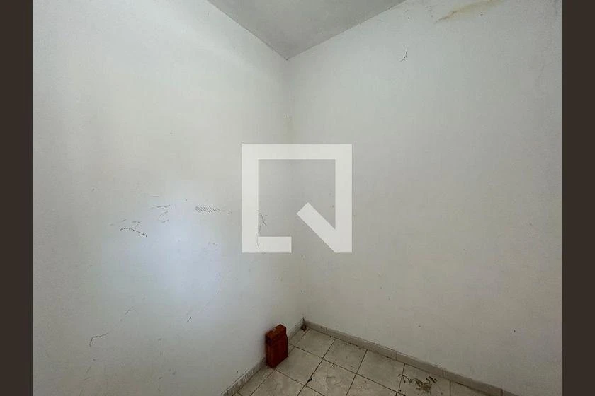 Деревянный пол или ламинат и 2 спальни: дом 80 м² — photo 35