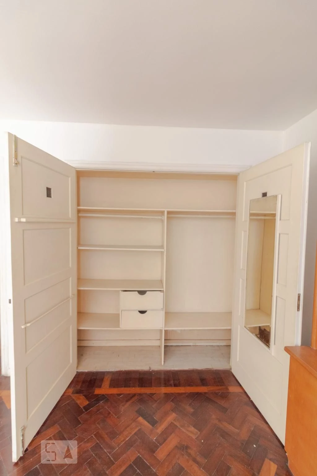 Apartment, 200 m², with a bathtub — photo 25