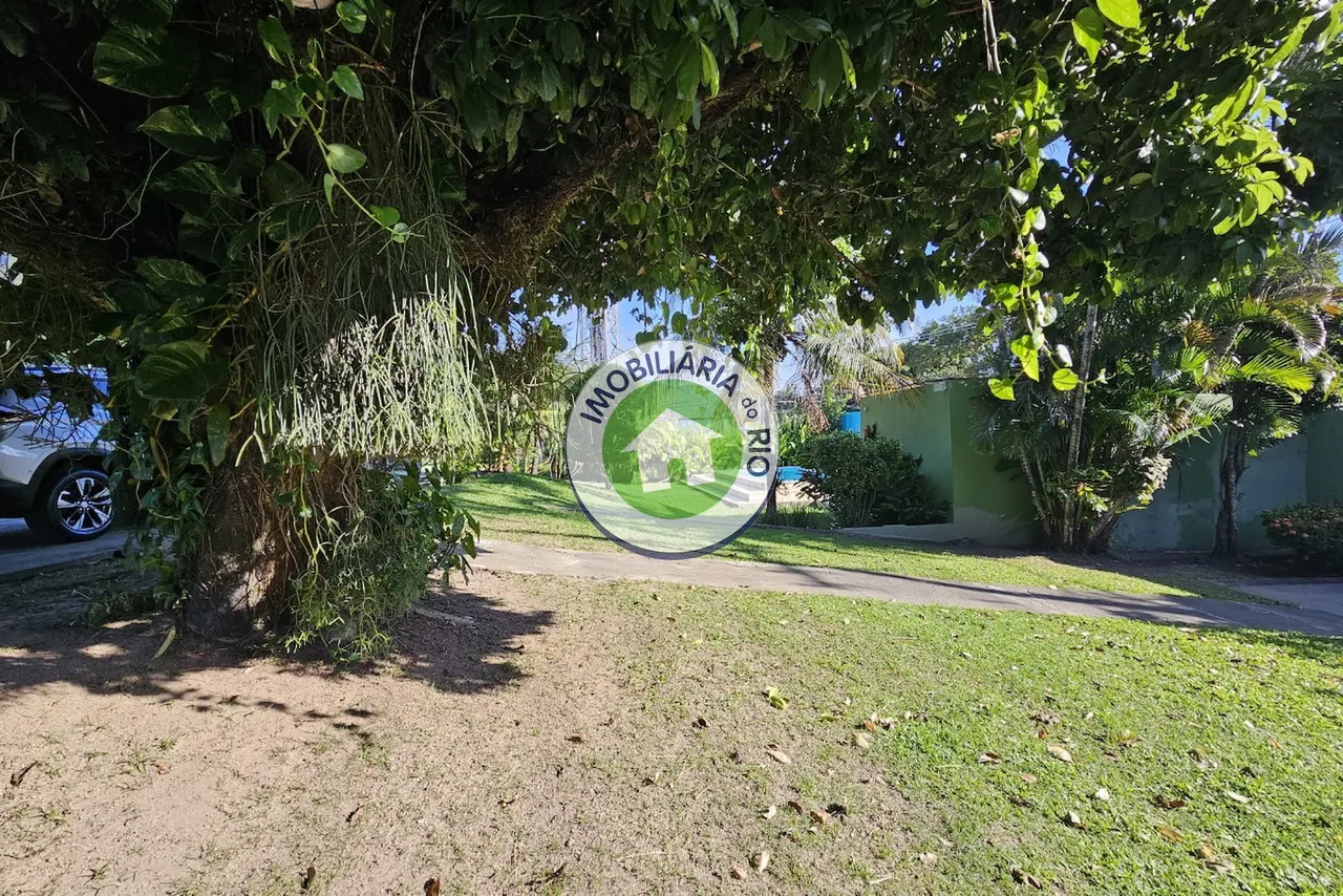 House with 5 bedrooms and 5 bathrooms, no parking — photo 9