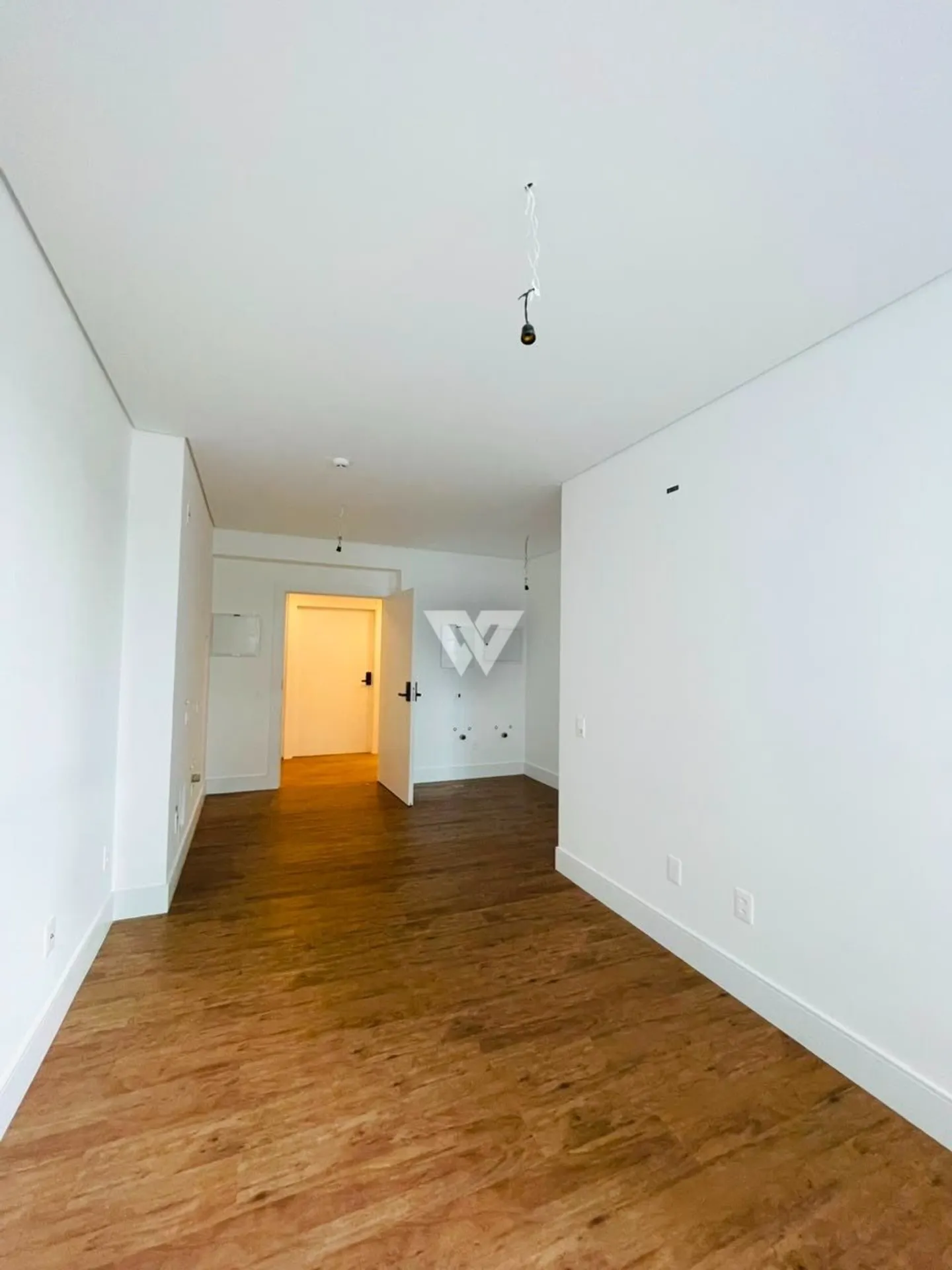 Apartment, 42 m², with a glass-enclosed balcony — photo 27