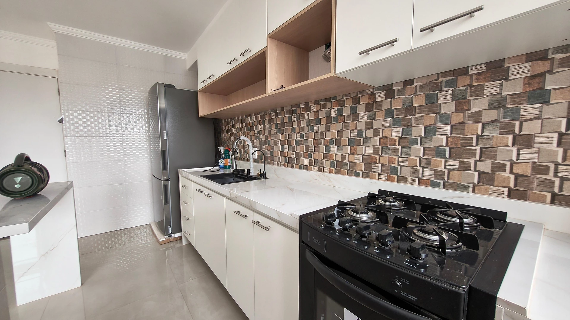 Home office in a 2-bedroom apartment, 68 m² — photo 16