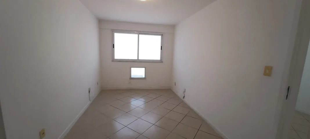 Furnished apartment with 2 bedrooms and 3 bathrooms — photo 10
