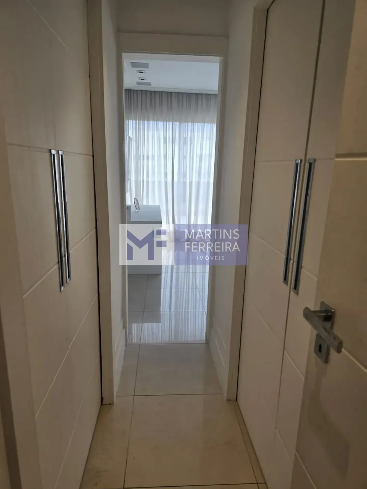 Unfurnished penthouse apartment with 4 bedrooms — photo 36