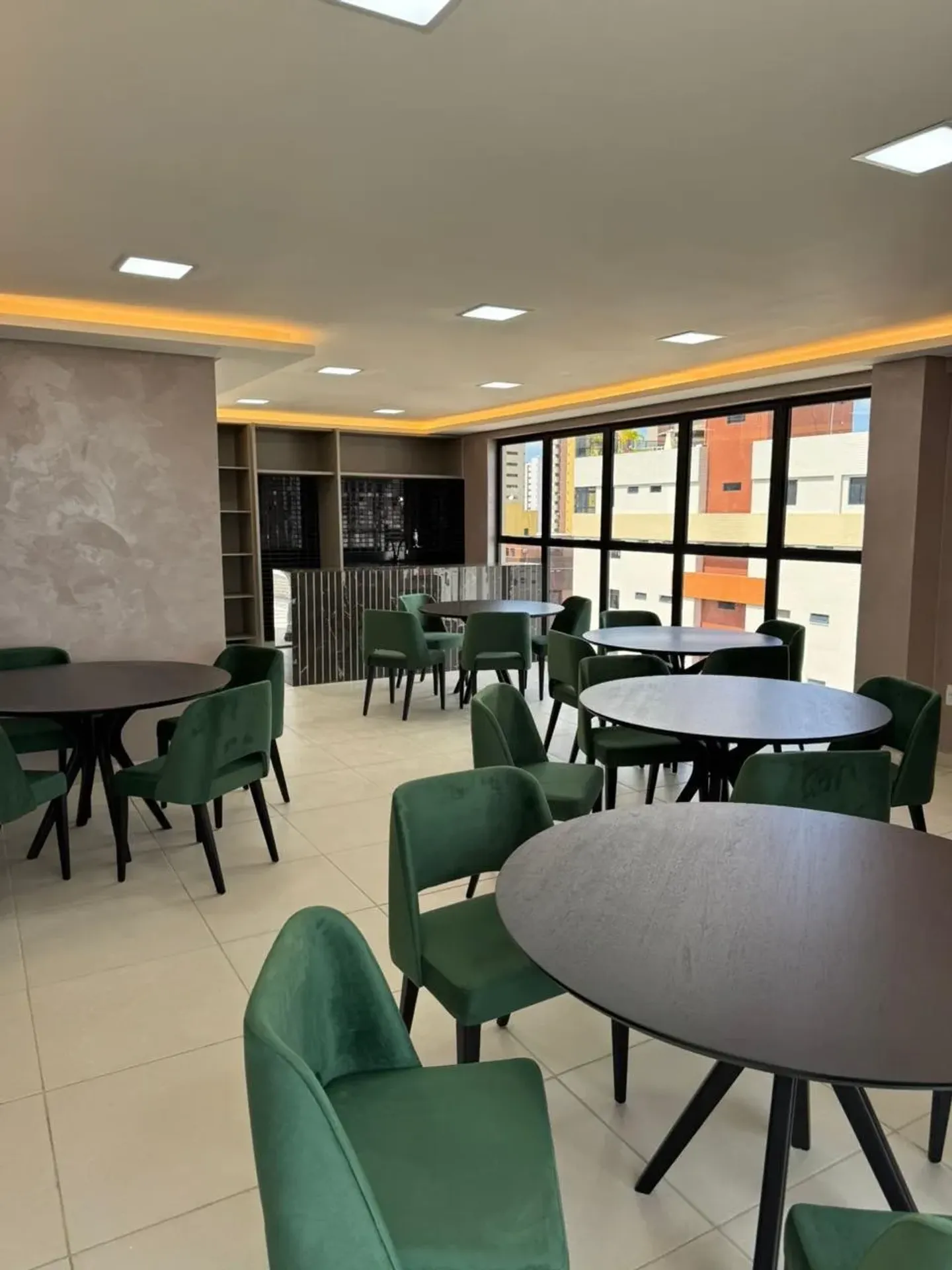 Apartamento de 72 m² com 3 quartos e varanda — photo 36