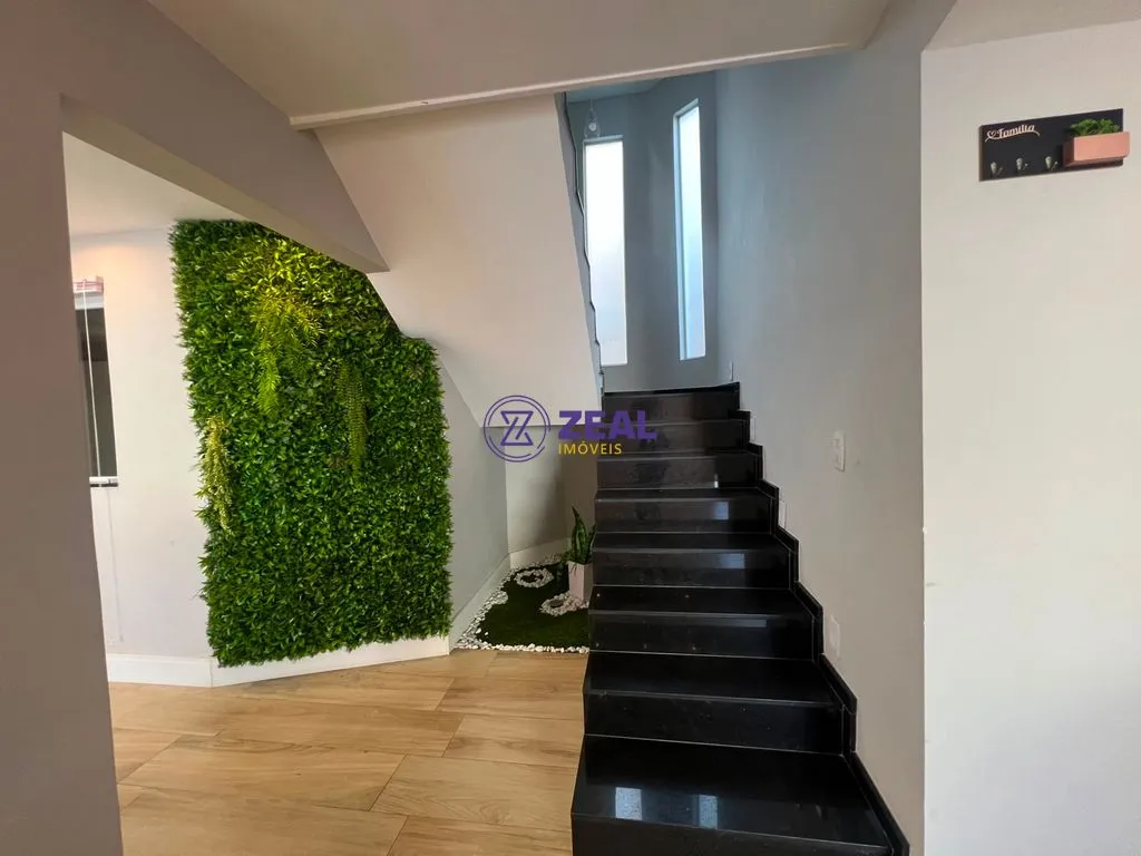 Casa de 280 m² com janelas do piso ao teto e varanda gourmet — photo 20