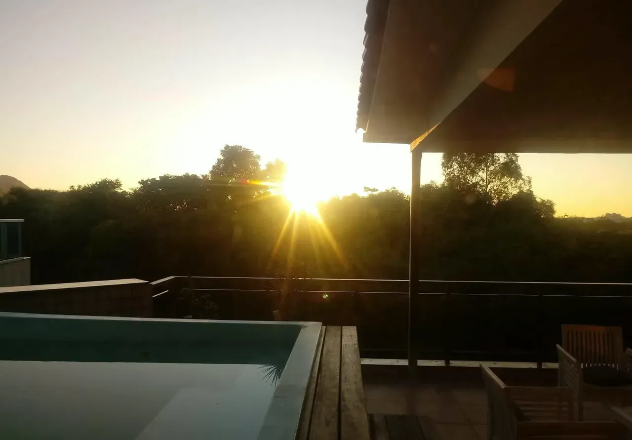 Furnished apartment, 240 m², with a glass-enclosed balcony — photo 15