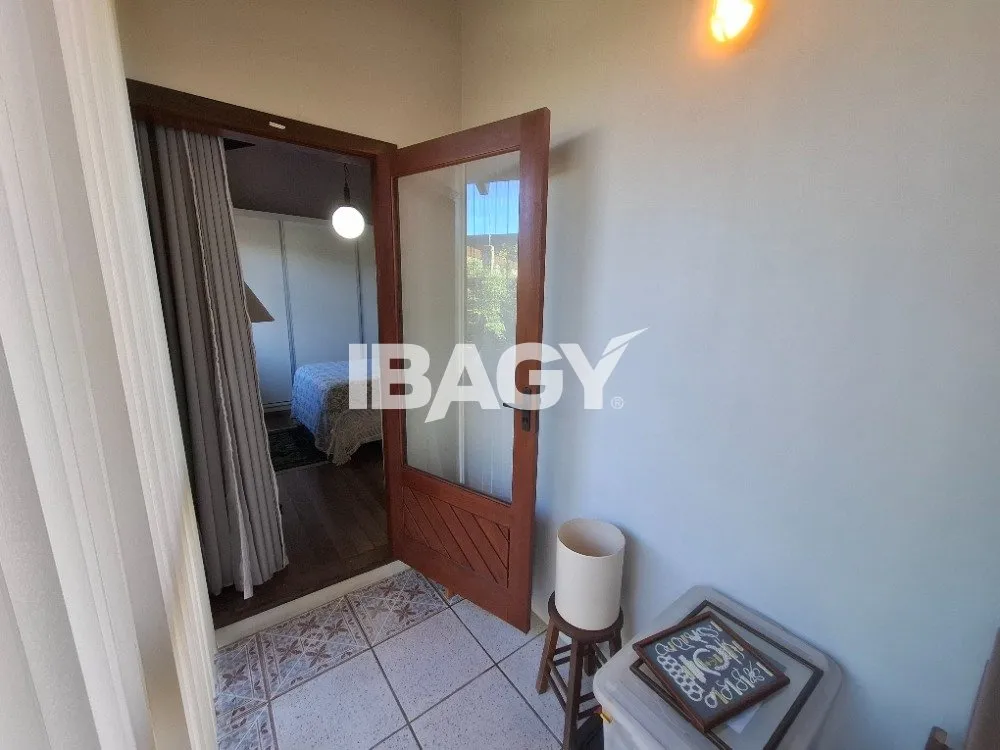 Furnished house with 5 bedrooms, 2 suites and 2 parking — photo 43