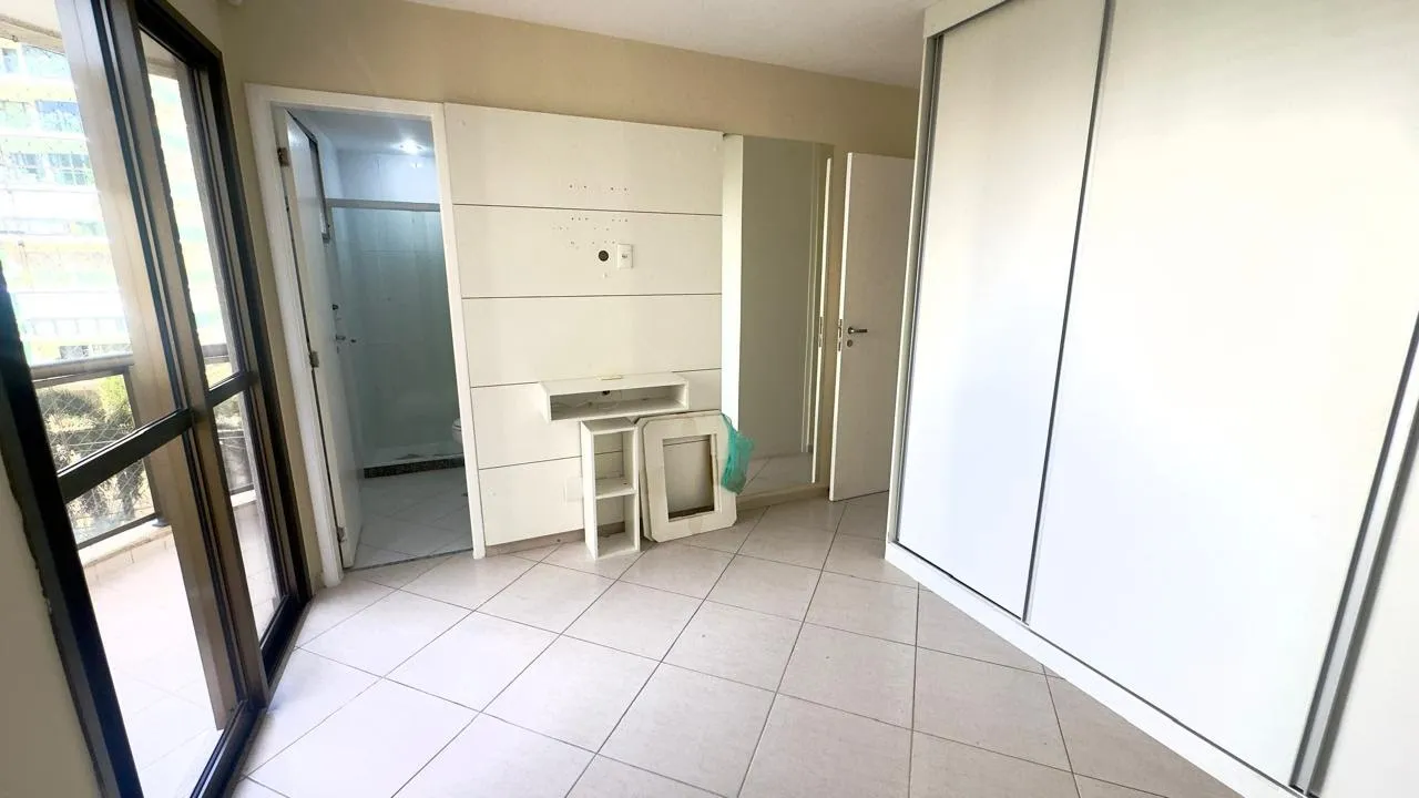 2-bedroom apartment with 2 bathrooms and 1 parking spot — photo 4