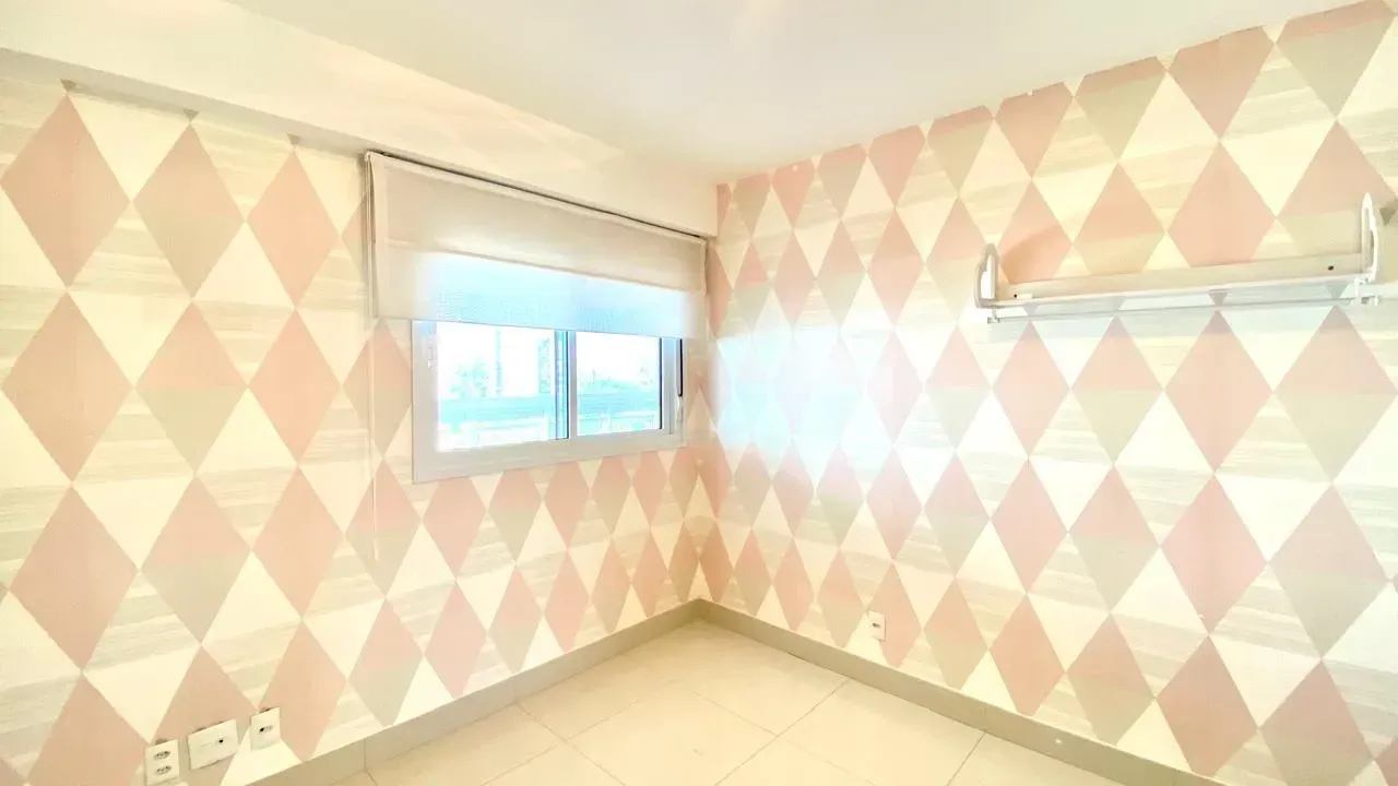 Apartment with 4 bedrooms, 155 m² and an enclosed balcony — photo 18