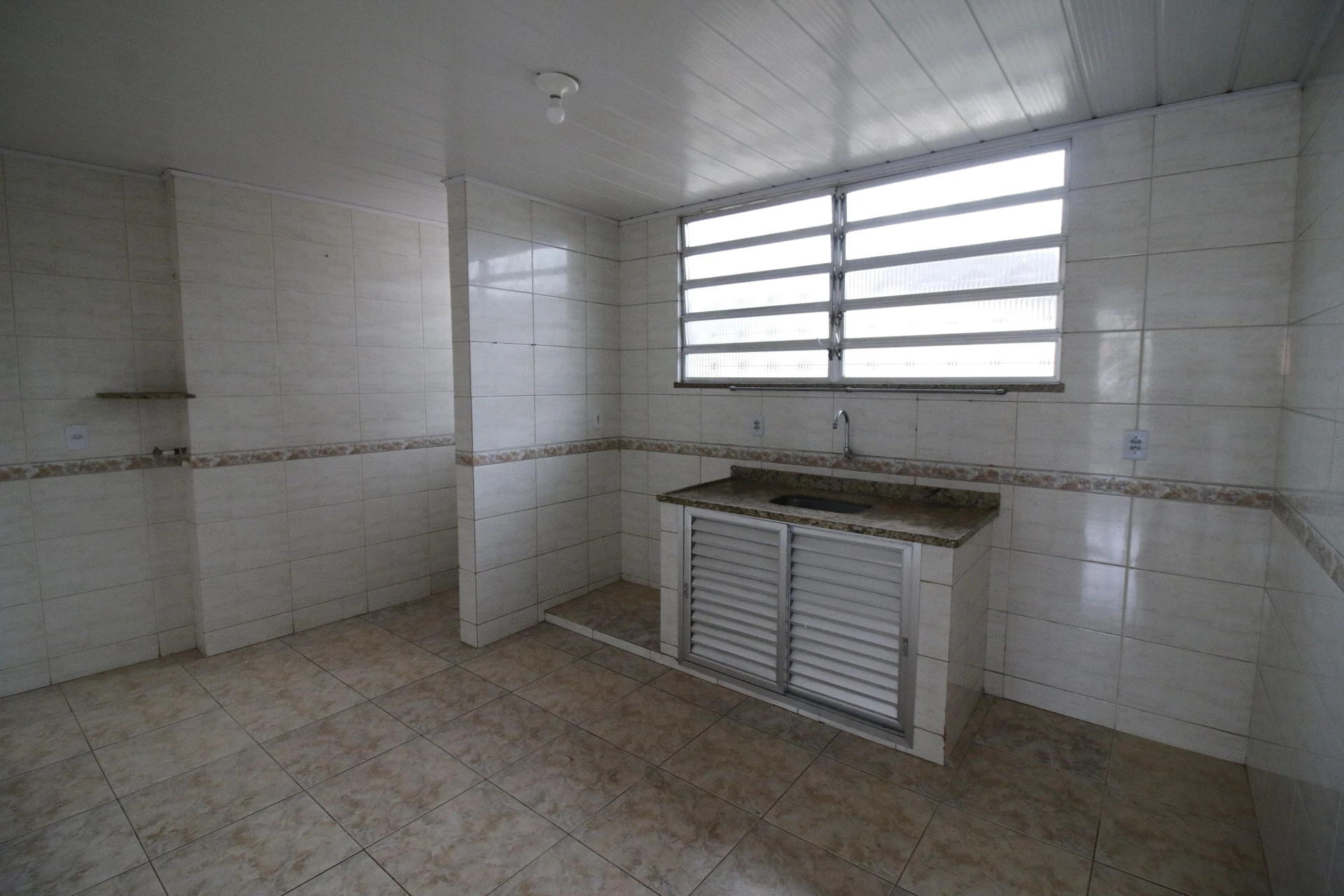 3-bedroom house, 1 with its own bathroom, 110 m² — photo 2