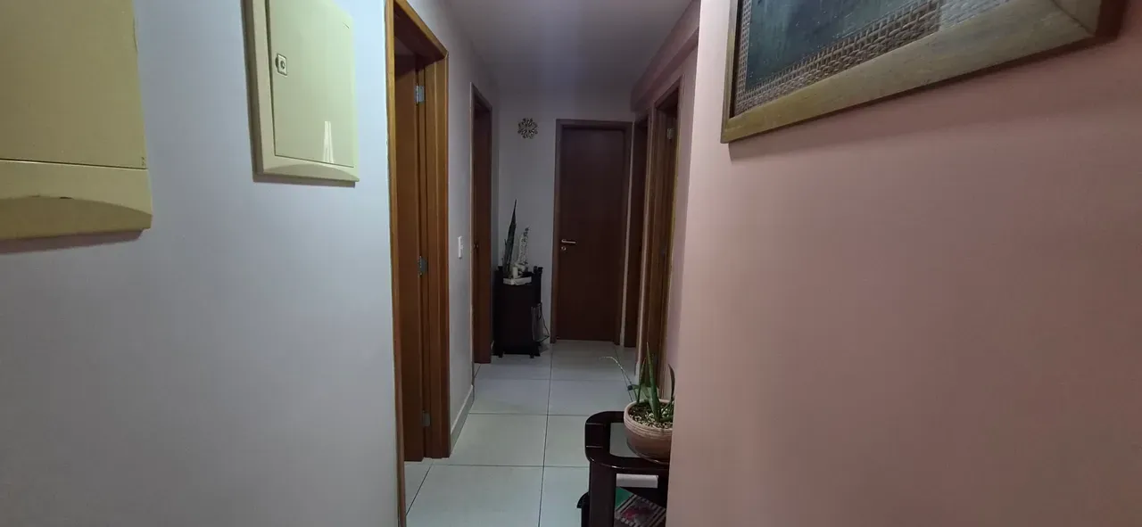 4-bedroom apartment in a building with a gym — photo 12