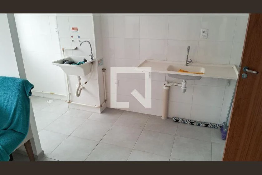 2-bedroom apartment in a building with a pool — photo 7