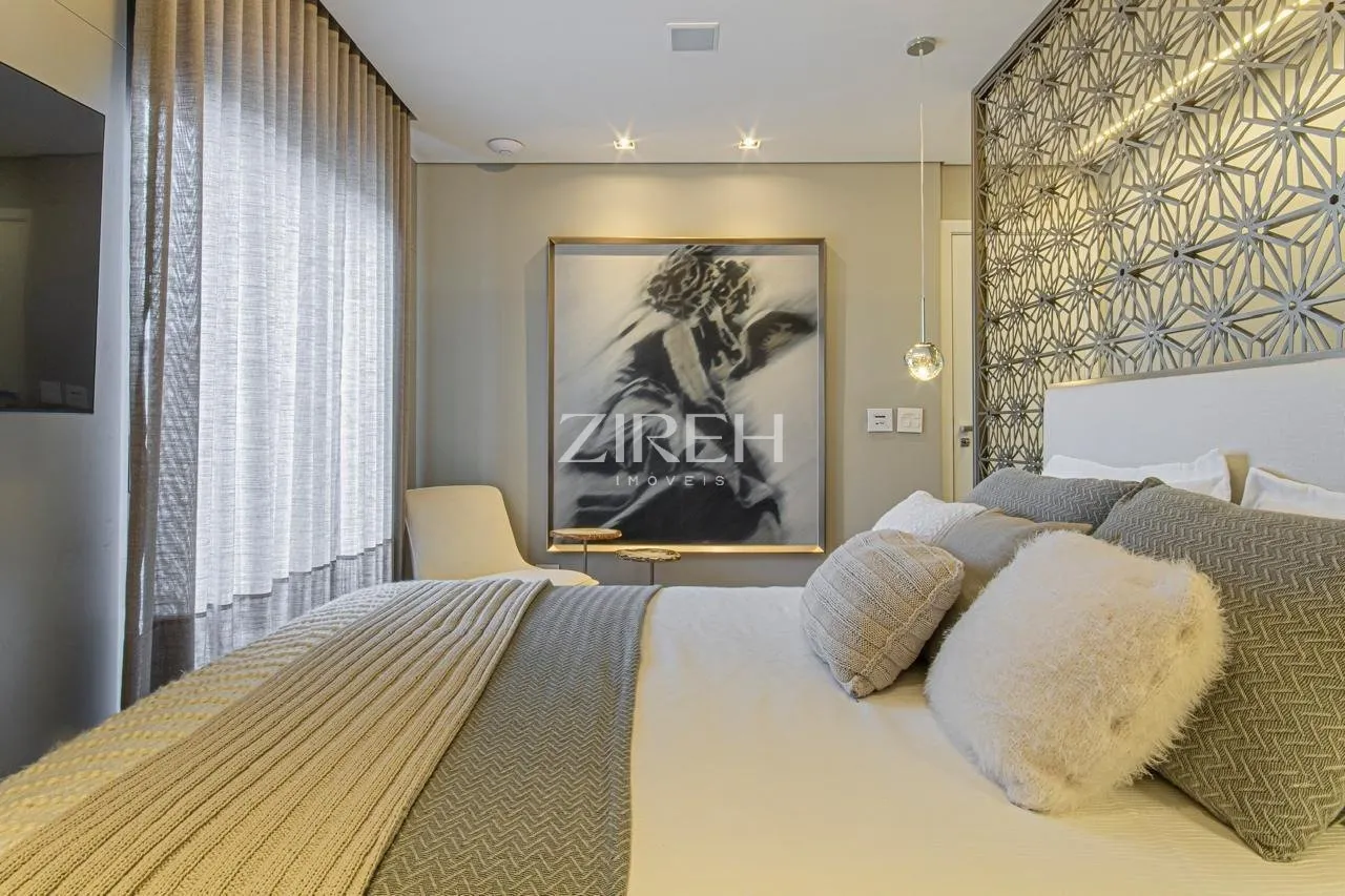 2-bedroom apartment in a building with a gym — photo 3