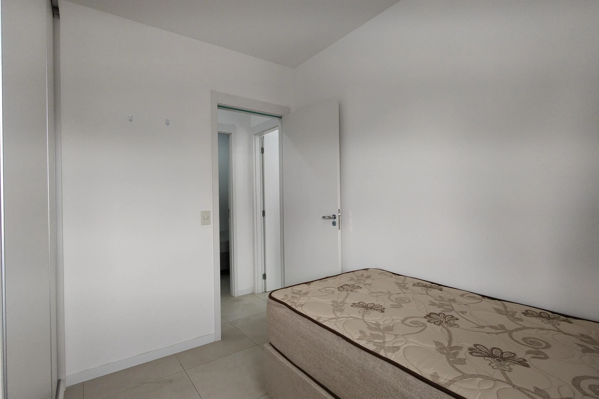 Apartamento mobiliado com 3 quartos e varanda — photo 47