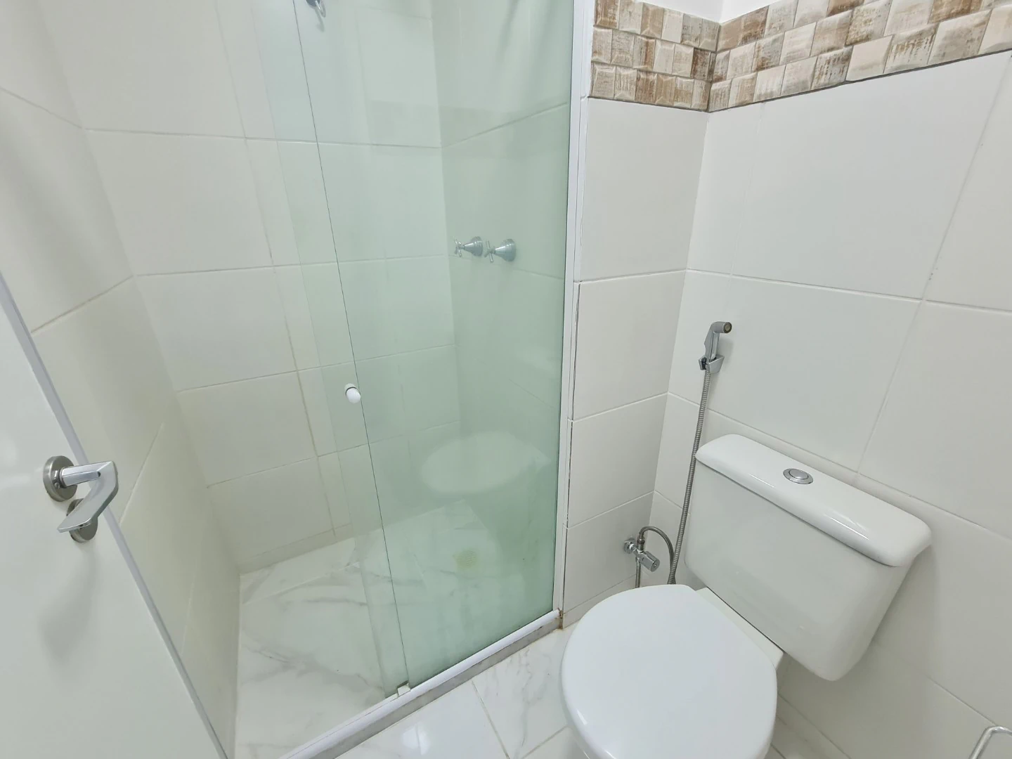Невмебльована квартира з 2 спальнями 53 м² та приватним BBQ — photo 12