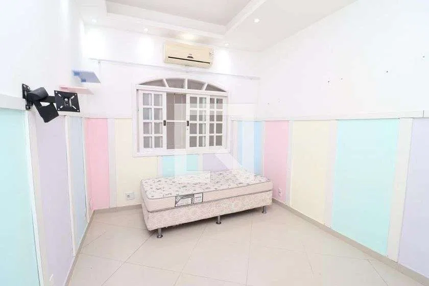 Furnished house with 3 bedrooms and private garden — photo 24