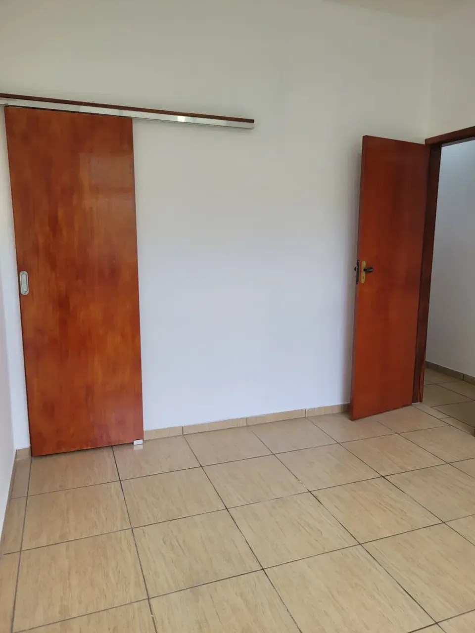 Apartamento com 2 quartos e cozinha separada — photo 4