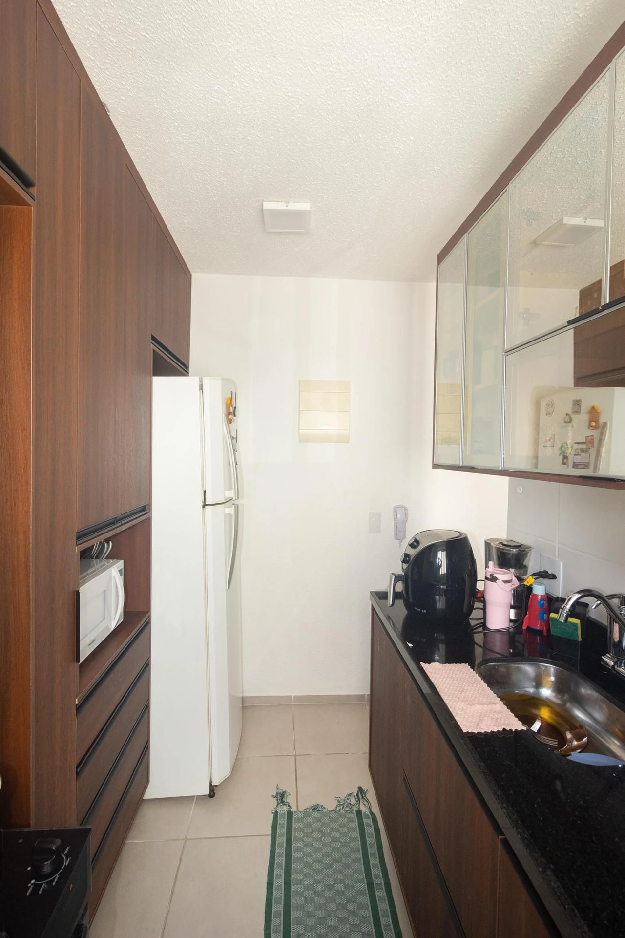 2-bedroom apartment with a washing machine — photo 9