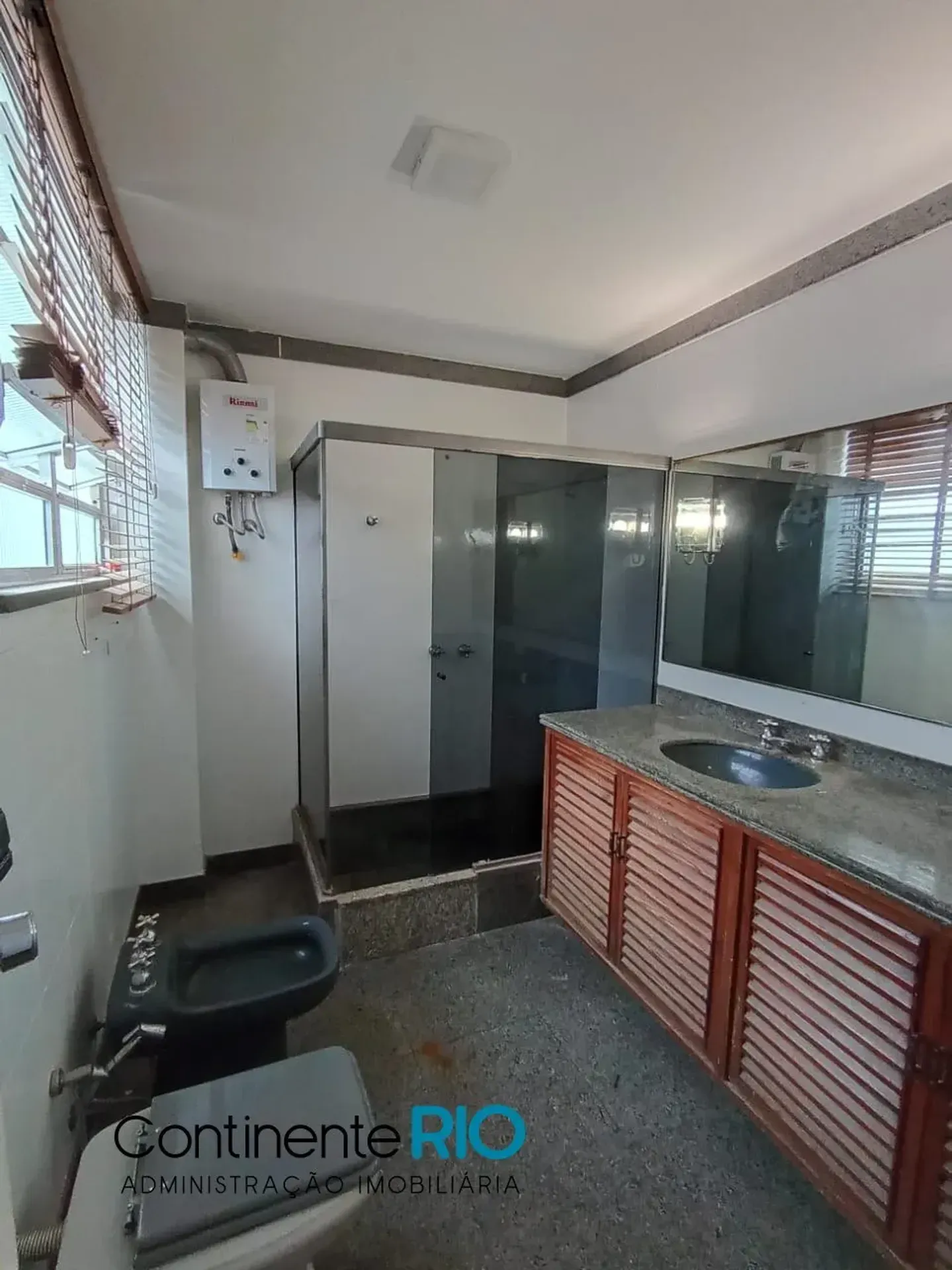 Ванна та 4 спальні: квартира 200 м² — photo 7