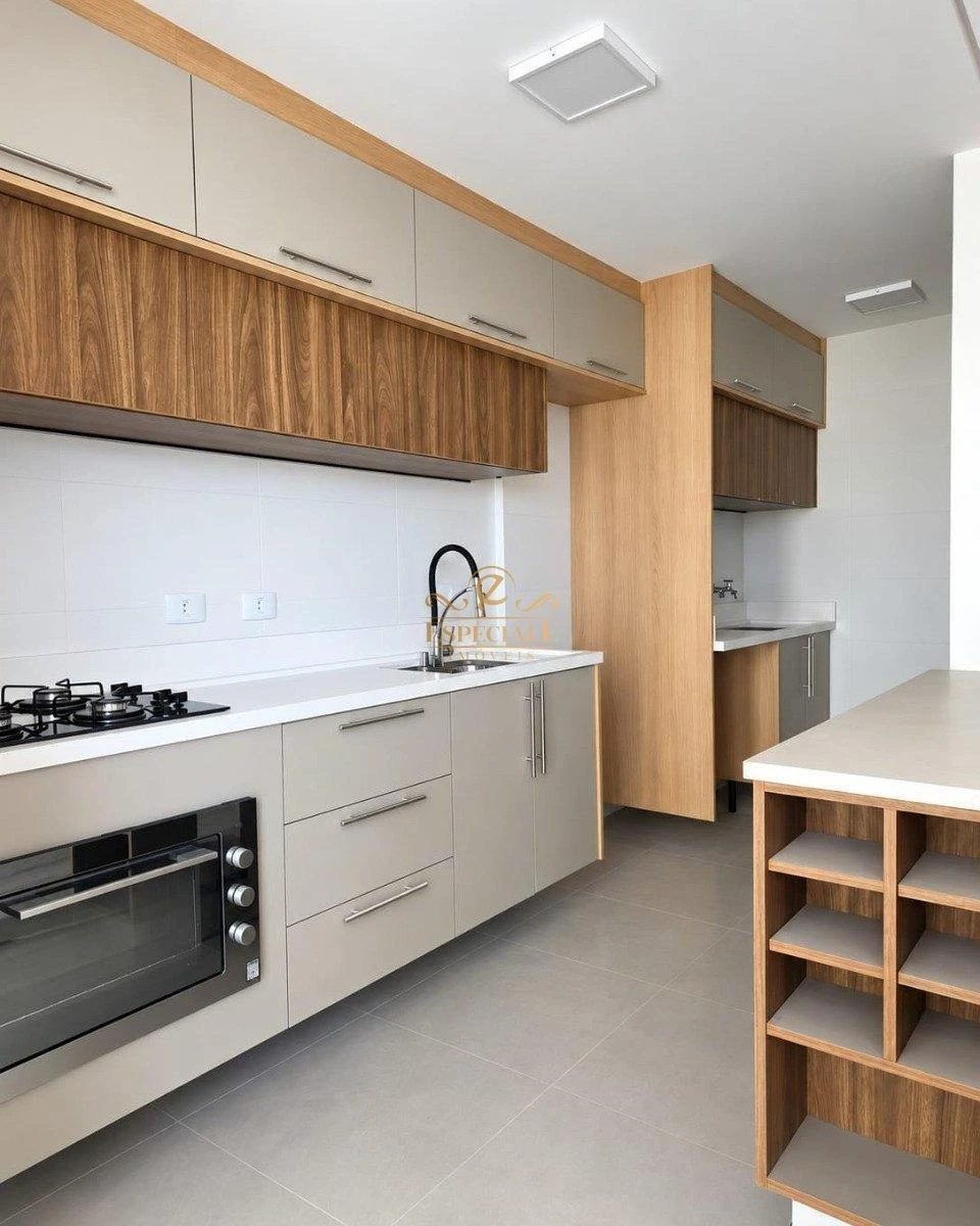 Rental apartment with 2 bedrooms and 1 en-suite — photo 2