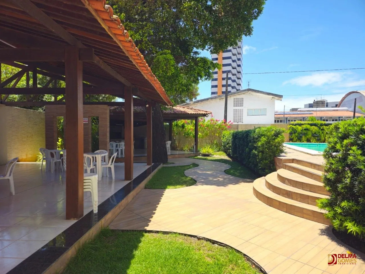 3-bedroom apartment, 1 with its own bathroom, 128 m² — photo 6