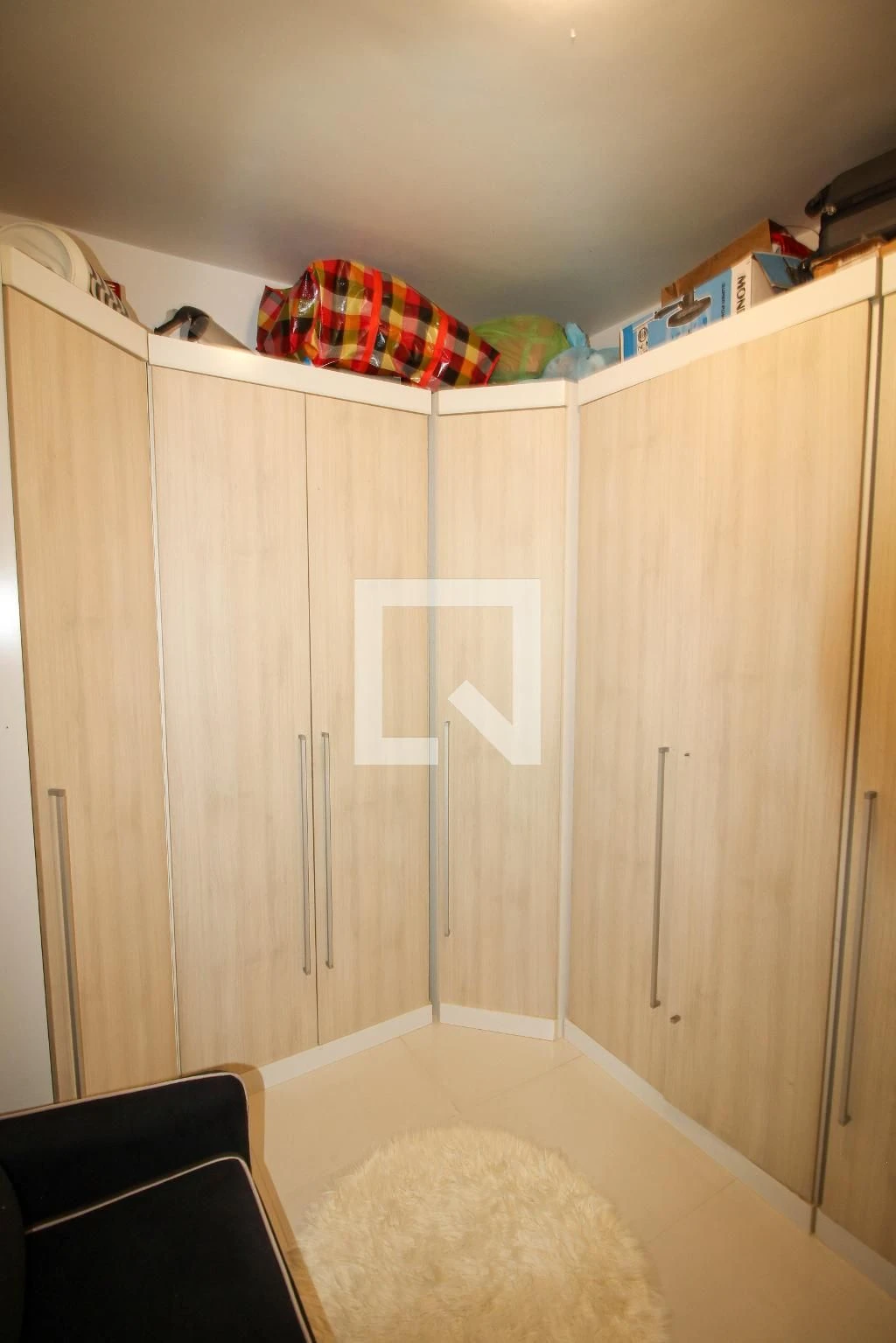 3-bedroom unfurnished apartment with laundry area — photo 18