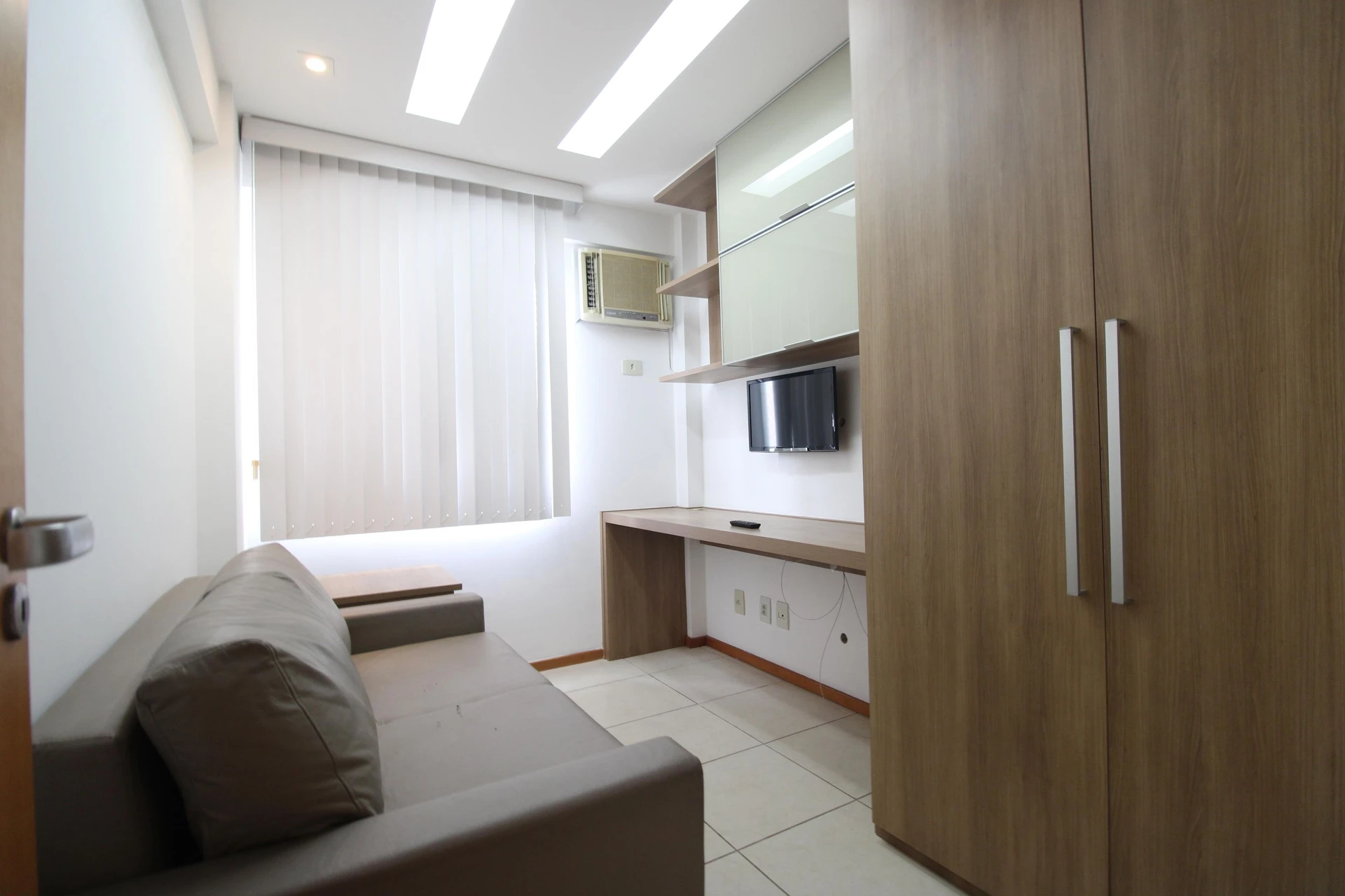Apartment with 3 bedrooms and 2 bathrooms plus balcony — photo 20