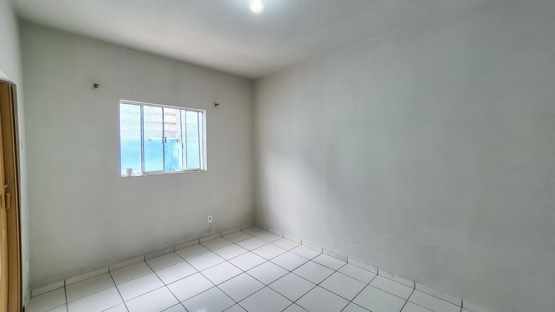 Будинок 90 м² з робочим місцем та садом — photo 22