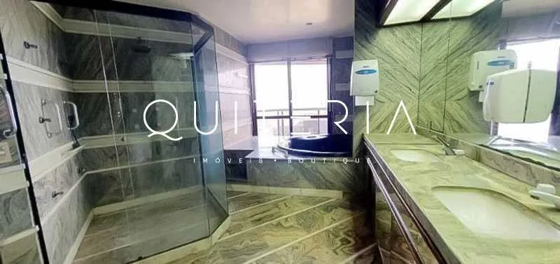 Triplex penthouse with 4 bedrooms and 5 bathrooms — photo 18