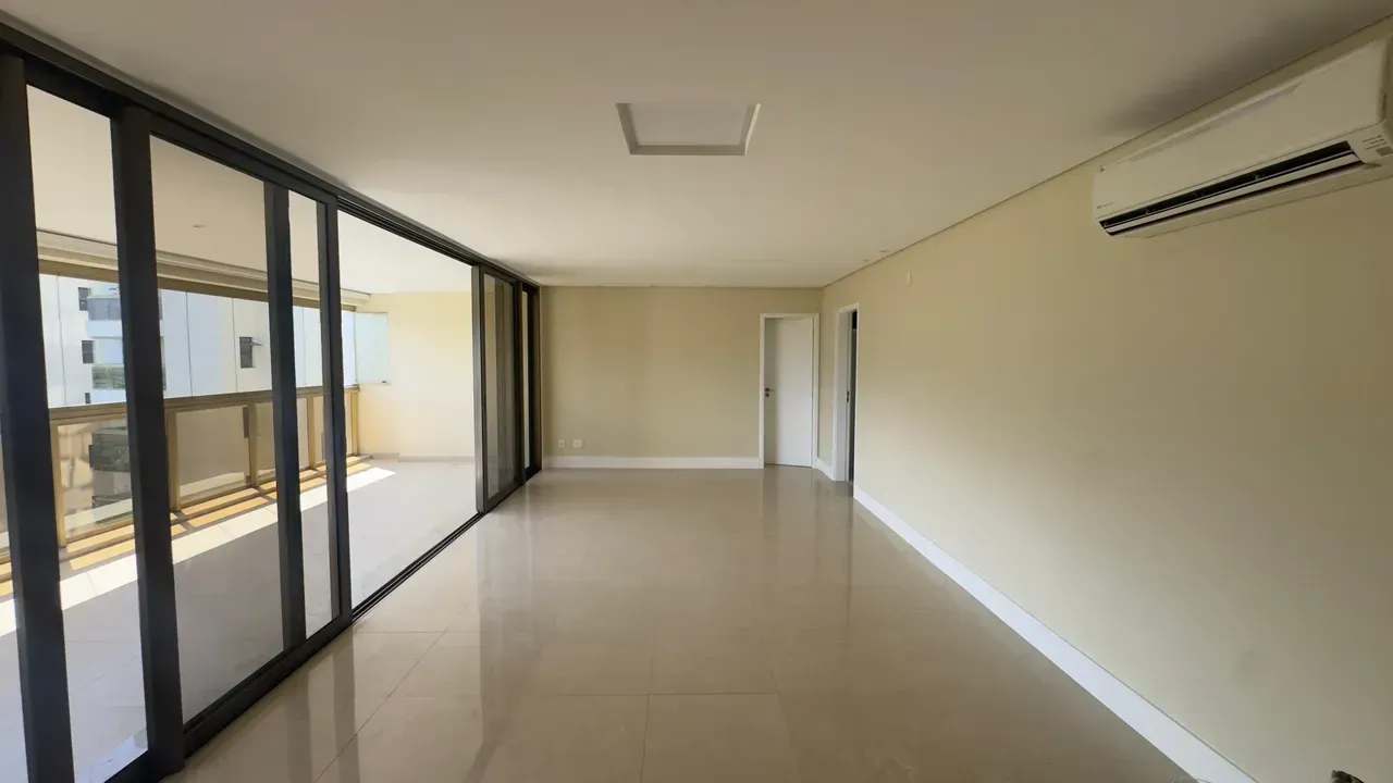 Rental apartment with 3 bedrooms and 4 bathrooms — photo 5